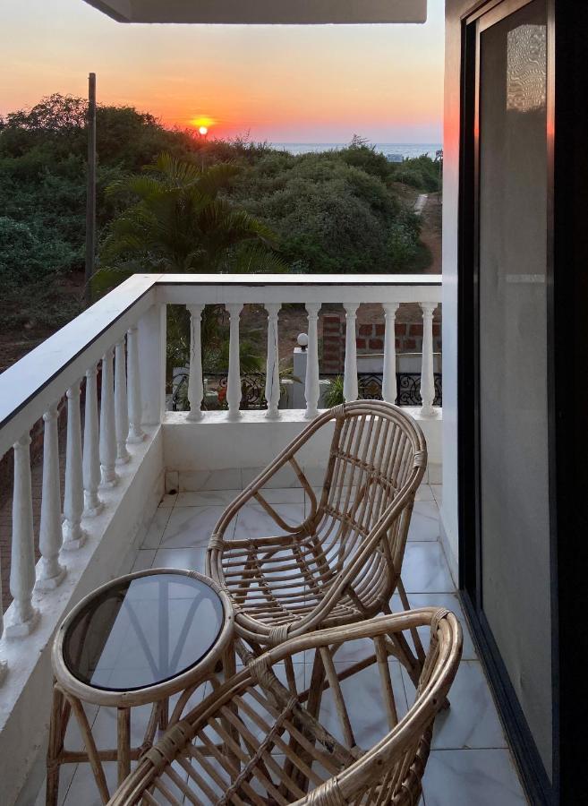 Shanu's Seaside - A Family-run Just 100 Metres From
